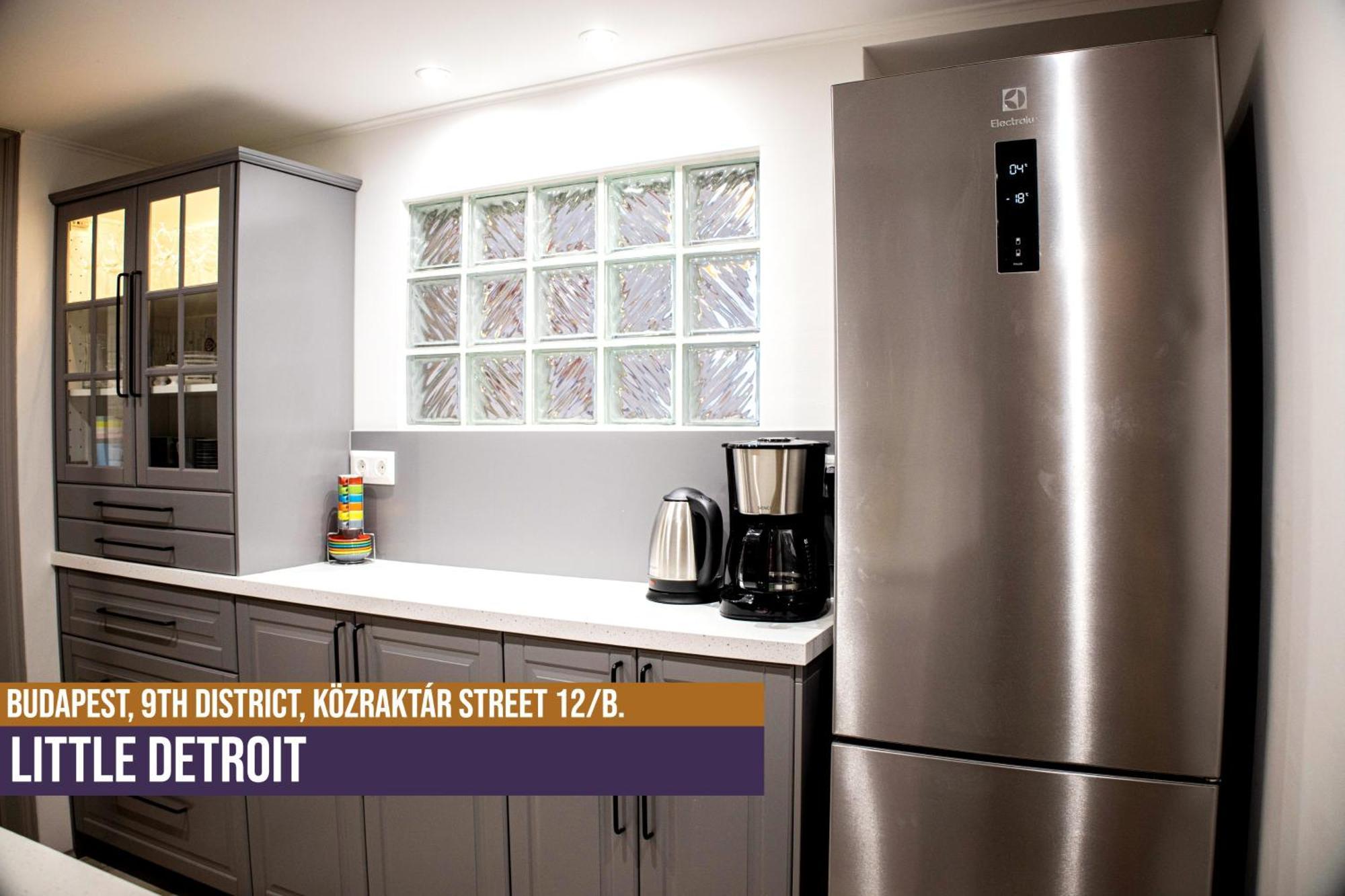 Little Americas Detroit Apartment Budapest Extérieur photo